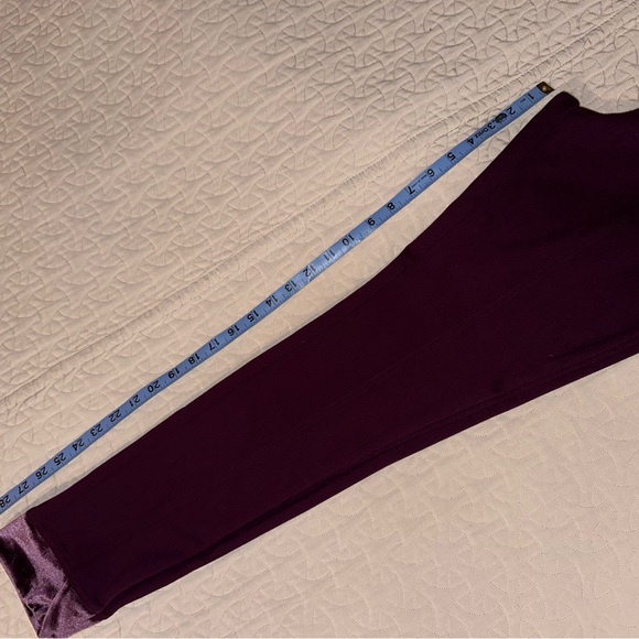 ☮️HUE☮️VELVET CUFF PONTE KNIT LEGGINGS NWOT! - Picture 7 of 11